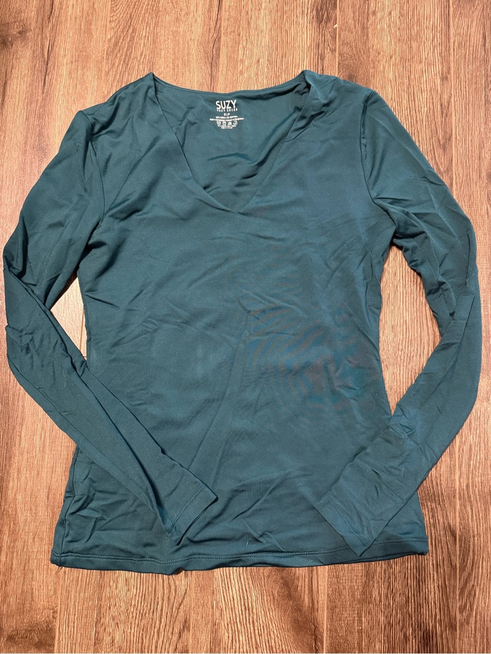 Suzy Shier Long Sleeve V-Neck Soft Nylon & Spandex Top in Green